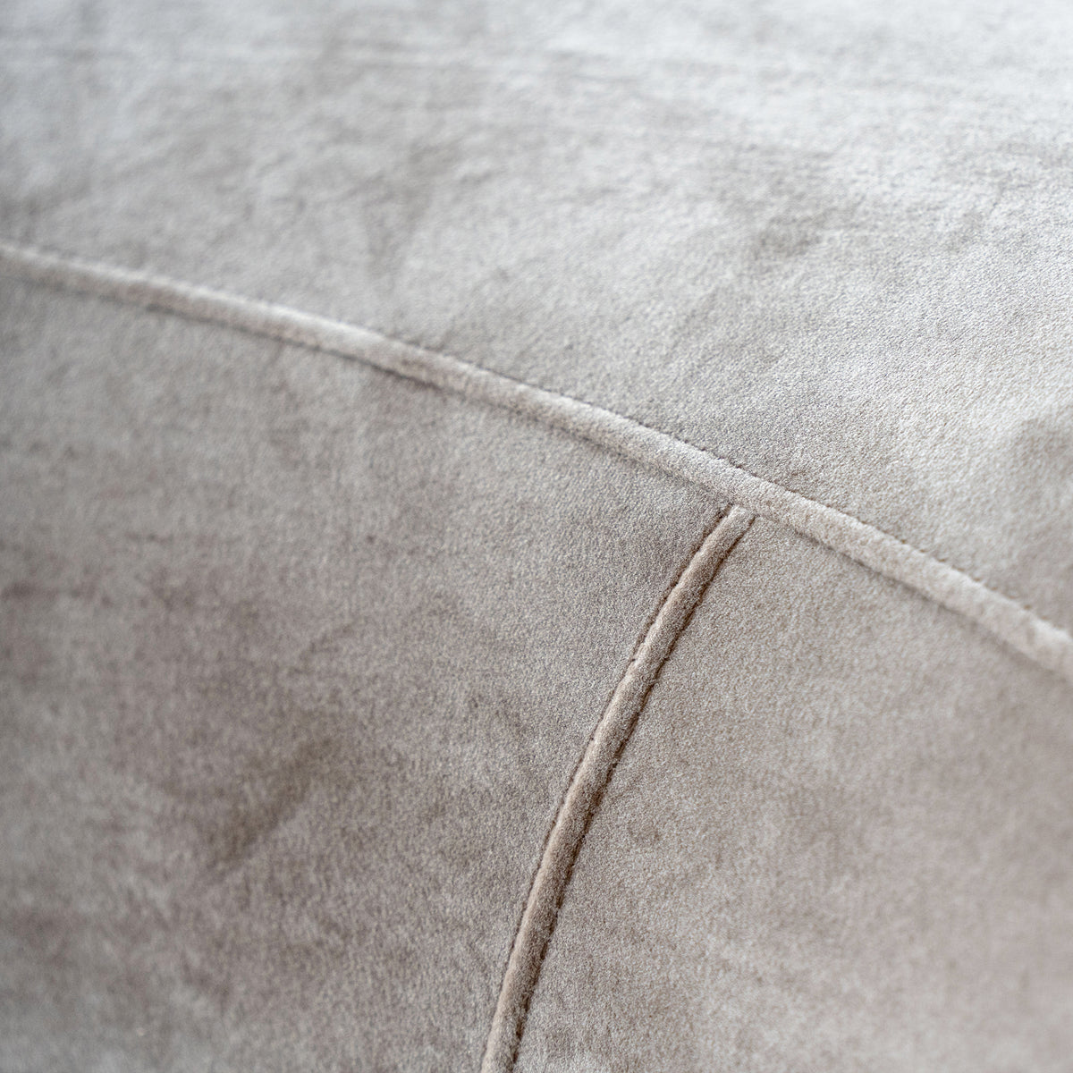 Avo Flowing 3-Seater Curved Sofa Fabric Grey